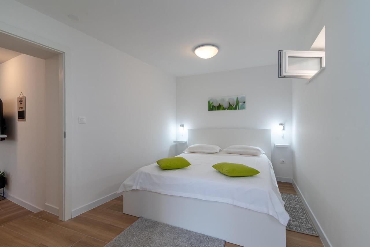 Apartman Benzon Vranjic - 4 Zvjezdice エクステリア 写真